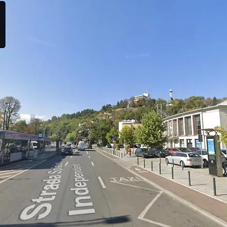 Family House With 3 Separate Bedrooms * קלוז'-נאפוקה