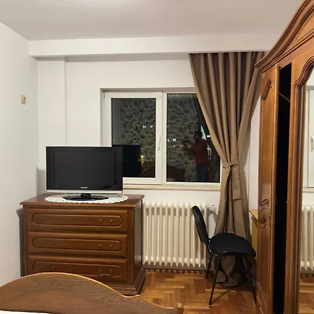 Family House With 3 Separate Bedrooms קלוז'-נאפוקה