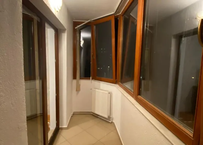 Family House With 3 Separate Bedrooms *