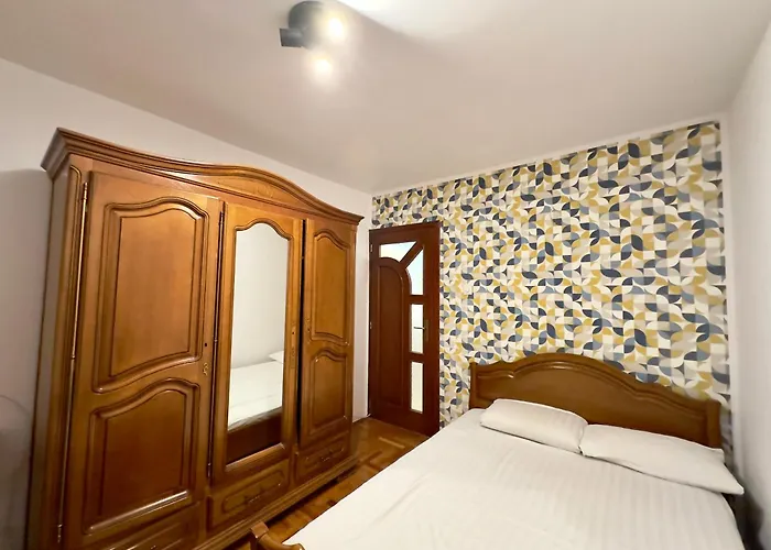 Family House With 3 Separate Bedrooms