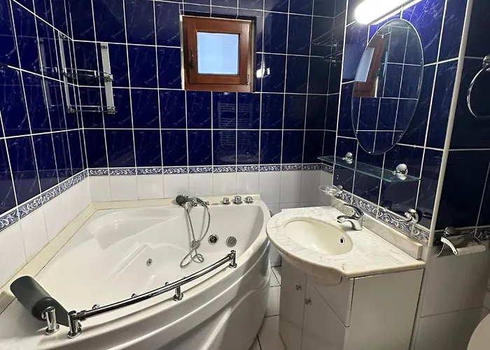 Apartament Family House With 3 Separate Bedrooms